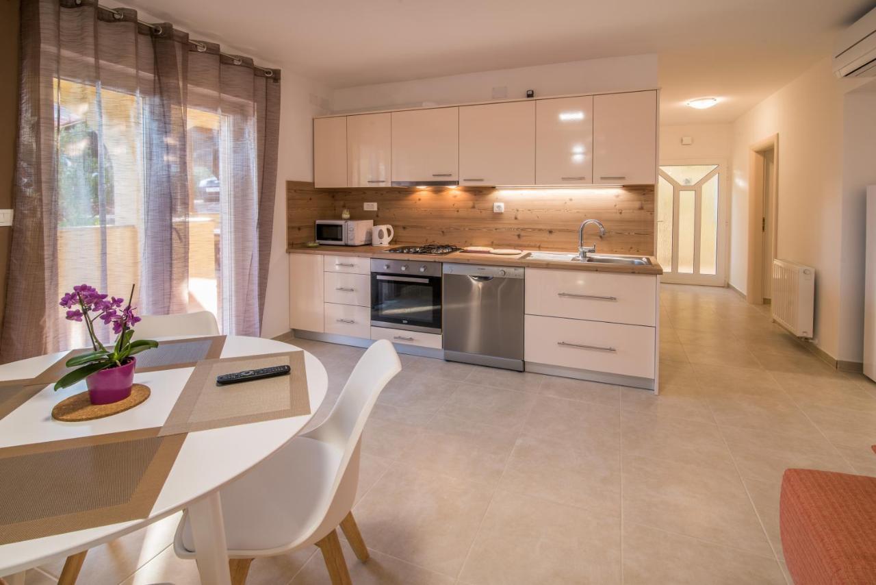 Apartments Bogdanic Krk I Krk Town Extérieur photo